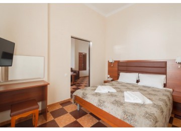 «Сьют 2-местный 2-комнатный» - Корпус 1 Парк-отель «Амра| Amra Park Hotel & SPA